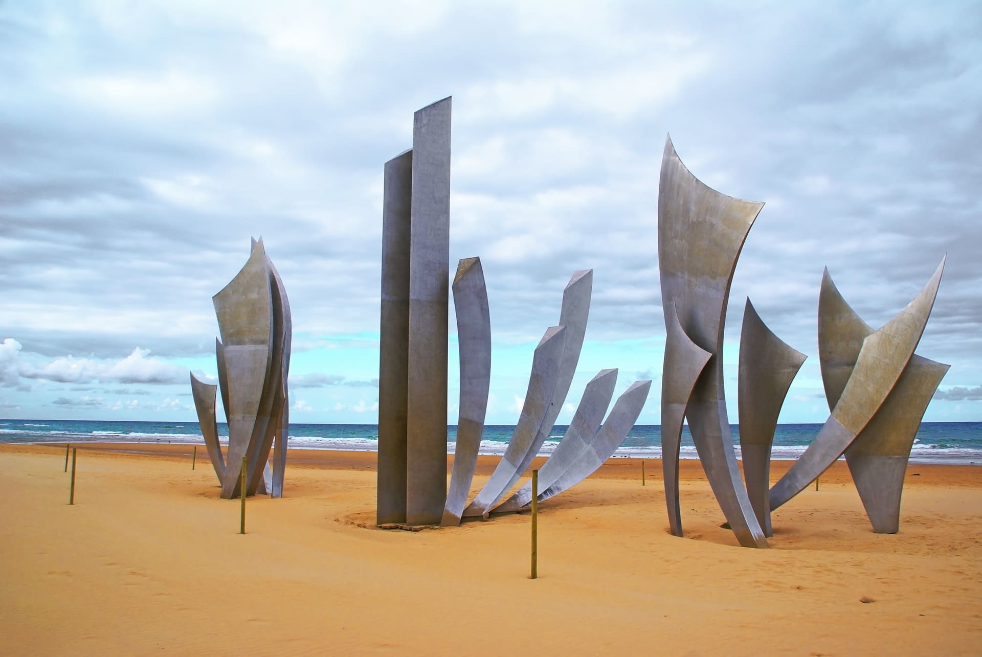 Normandy to victory tours American tour Omaha Beach